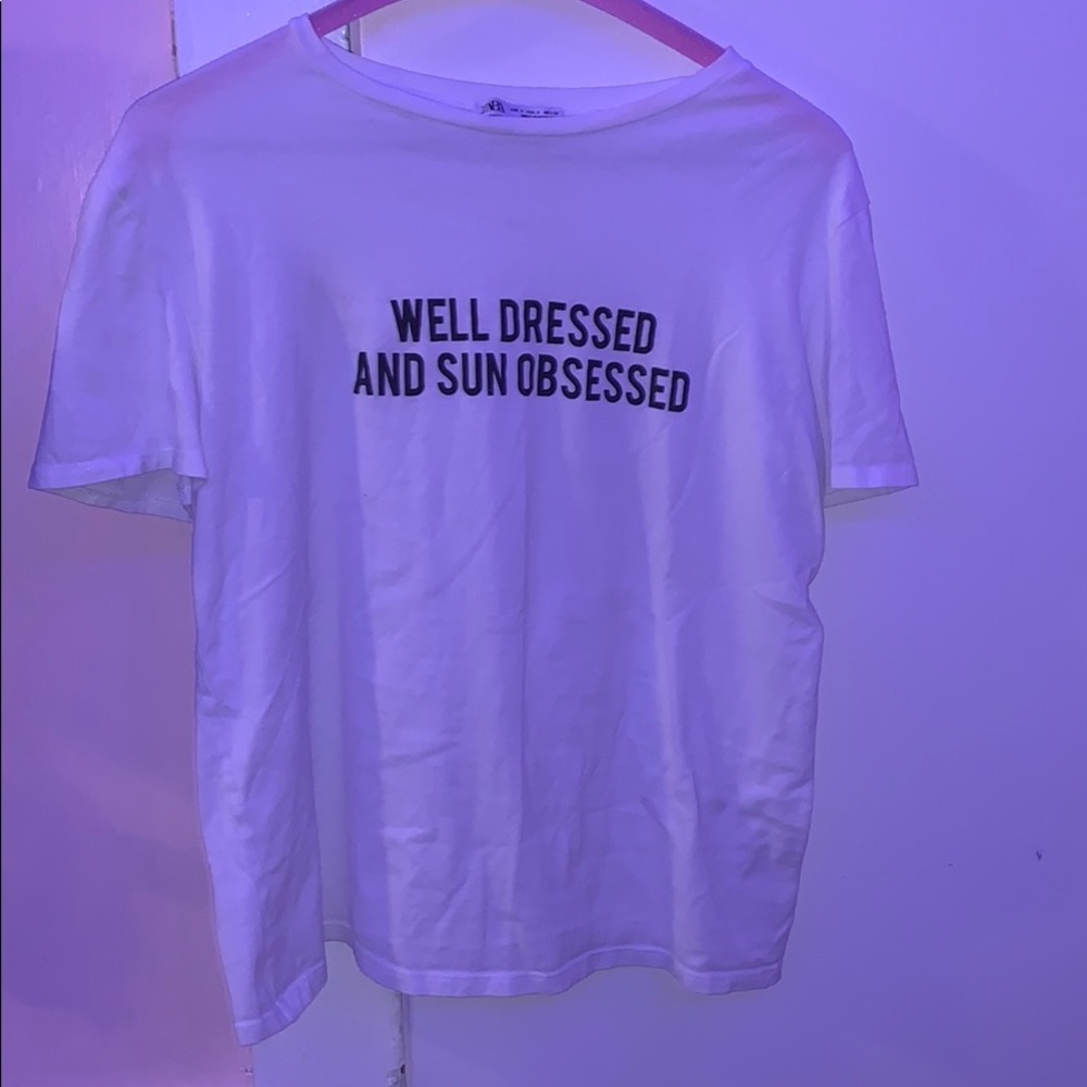 small zara tee